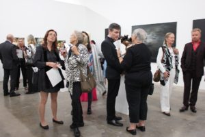 knupp-gallery-la-art-exhibition-velvet-and-glass